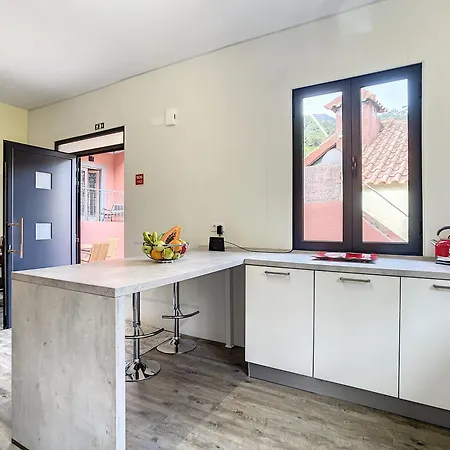 Avo Maria House By Ah São Vicente