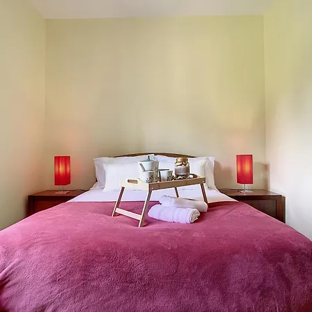 Avo Maria House By Ah *