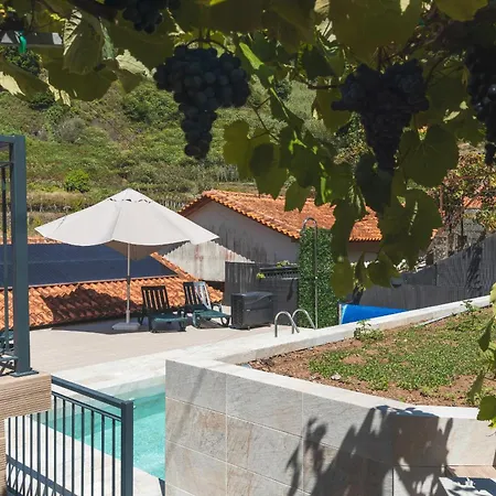 Avo Maria House By Ah * São Vicente